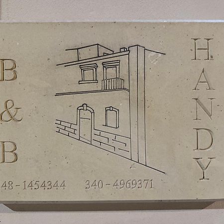 Handy Brindisi Bagian luar foto