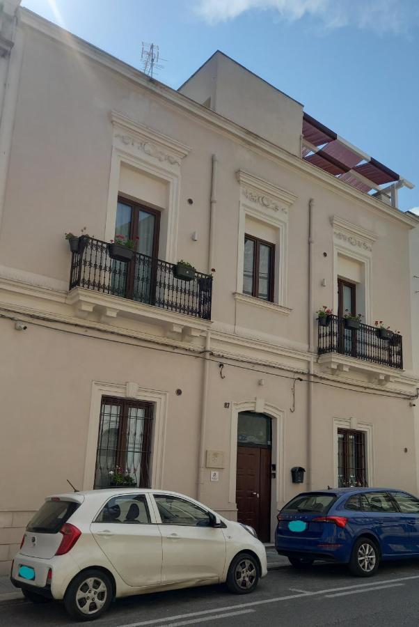 Handy Brindisi Bagian luar foto