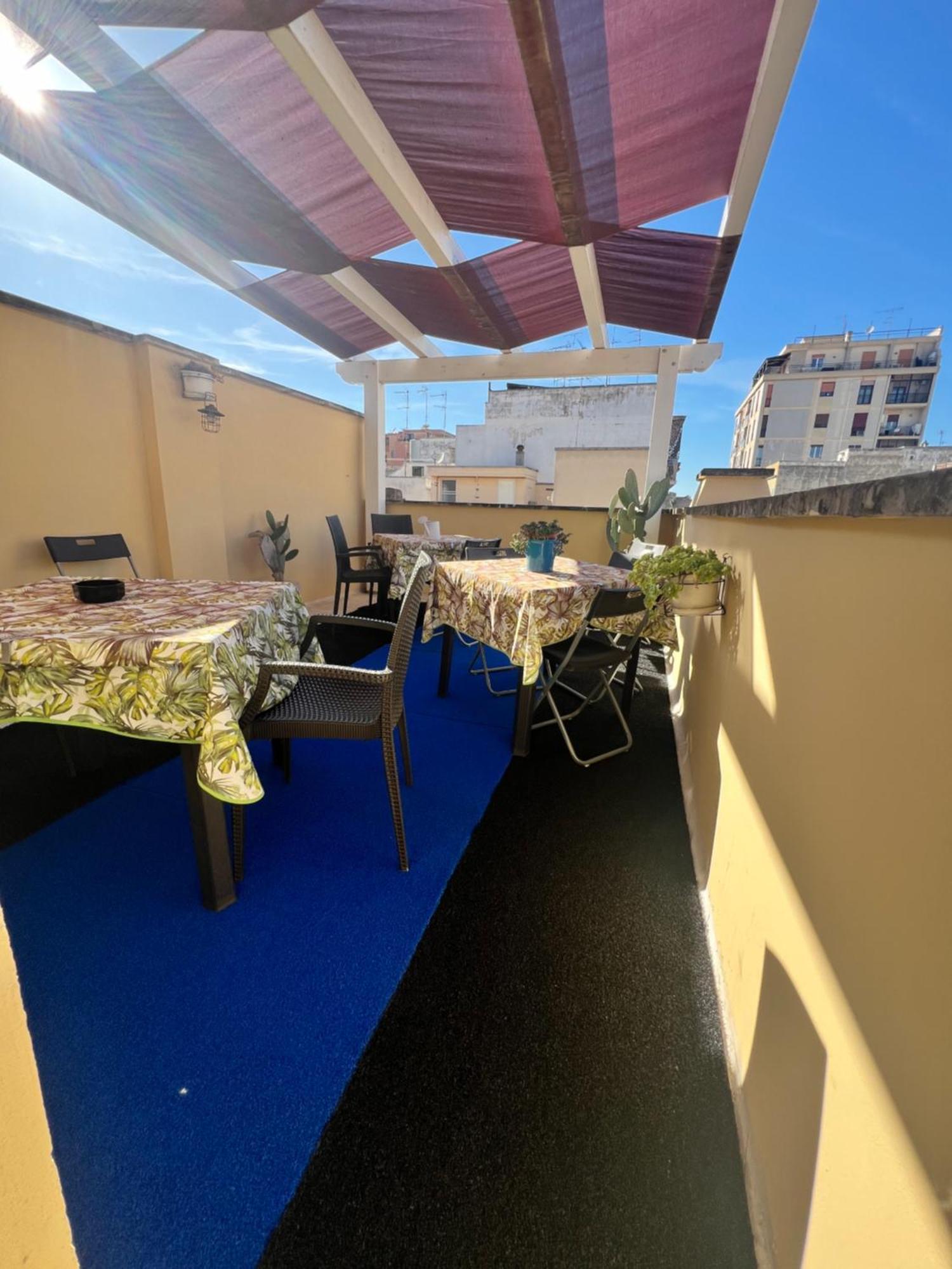 Handy Brindisi Bagian luar foto