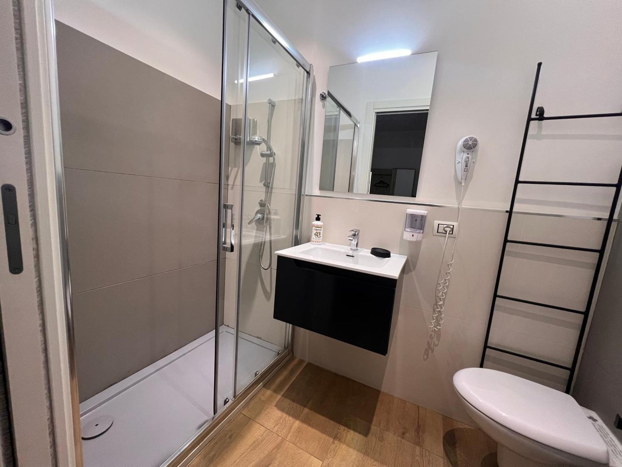 Handy Brindisi Bagian luar foto