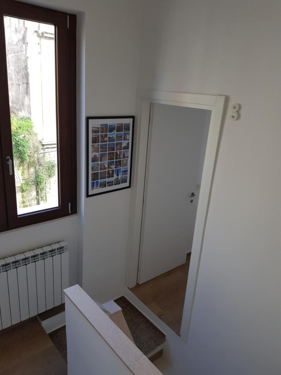 Handy Brindisi Bagian luar foto