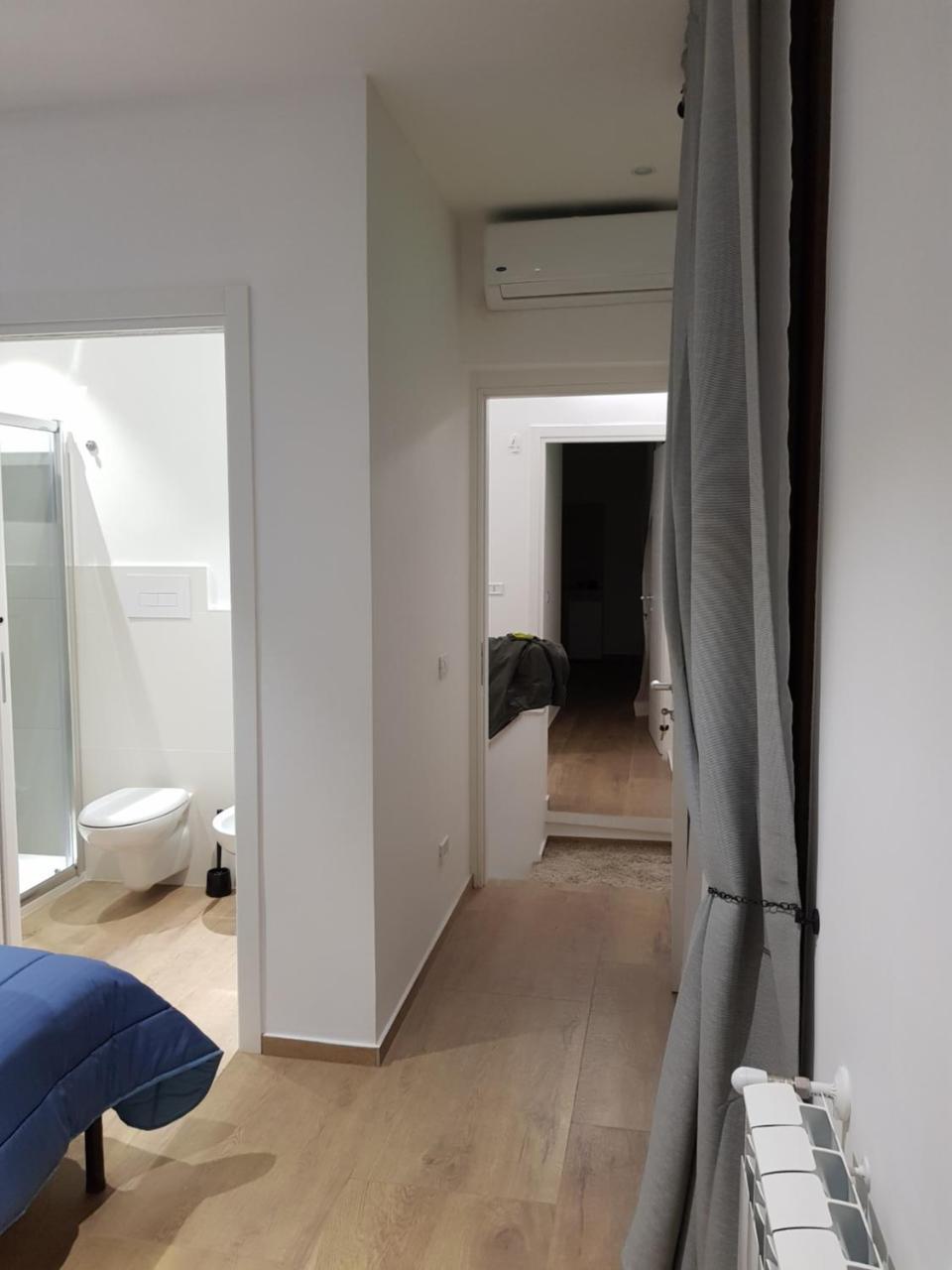 Handy Brindisi Bagian luar foto